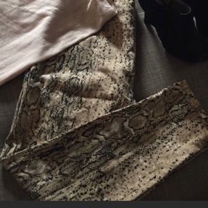 Vince Camuto Snake Print Tapered Ankle Length